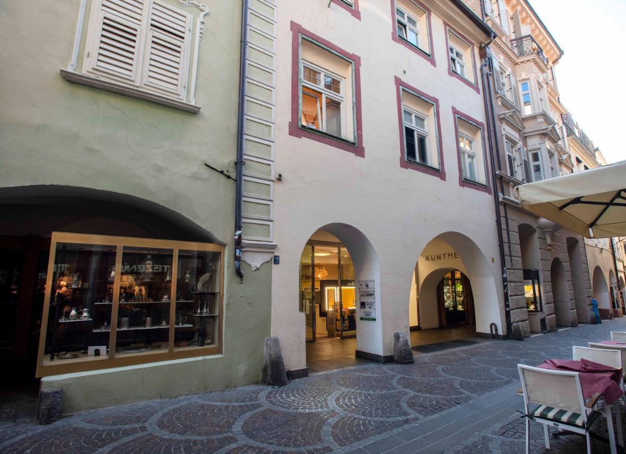 Portico Ventizerodue Apartment Merano Bagian luar foto