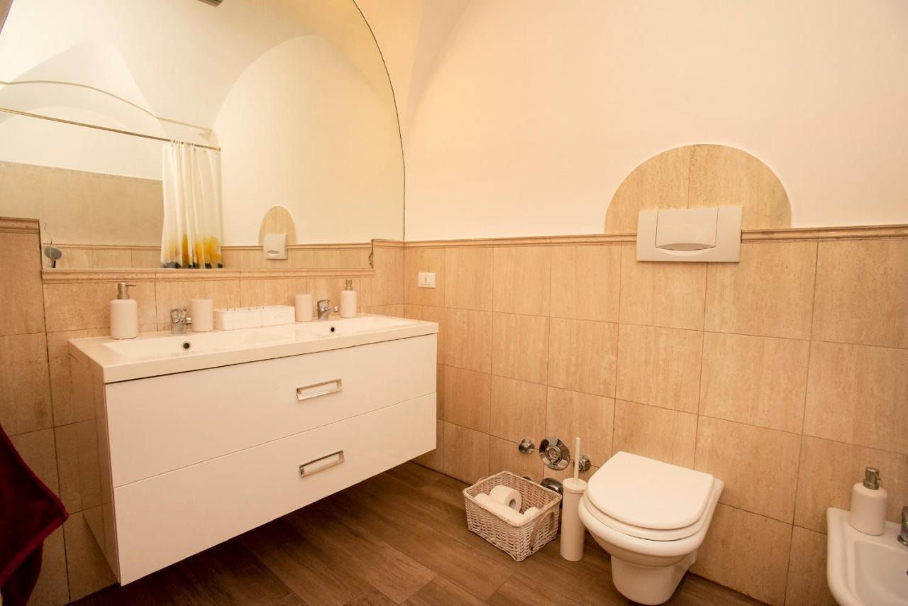 Portico Ventizerodue Apartment Merano Bagian luar foto